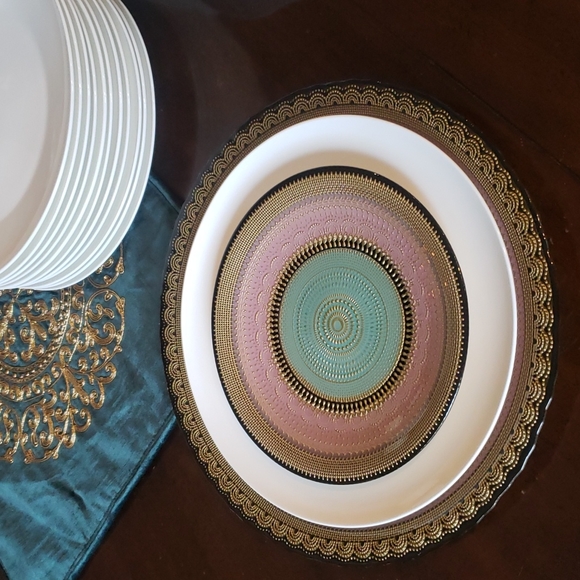 Plates- Set of 12 - Picture 4 of 15